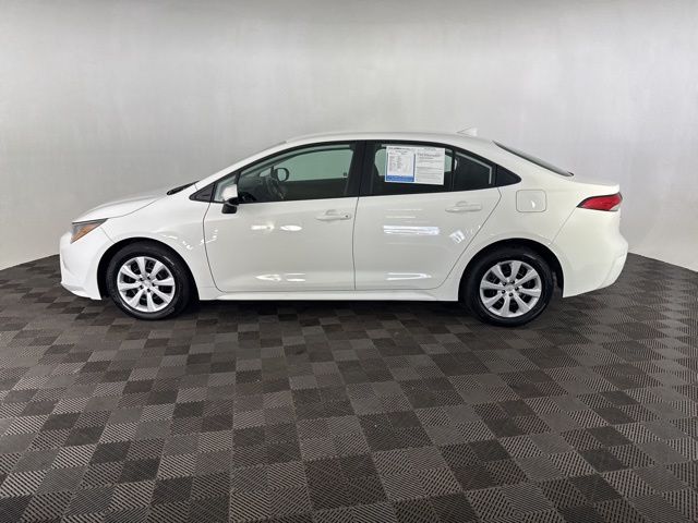 2024 Toyota Corolla LE photo 8
