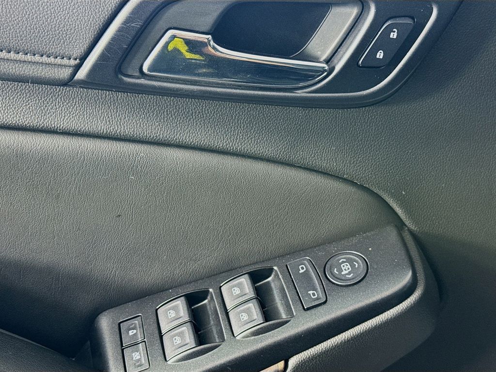 2019 Chevrolet Tahoe LS photo 19