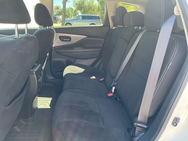 2020 Nissan Murano SV photo 9