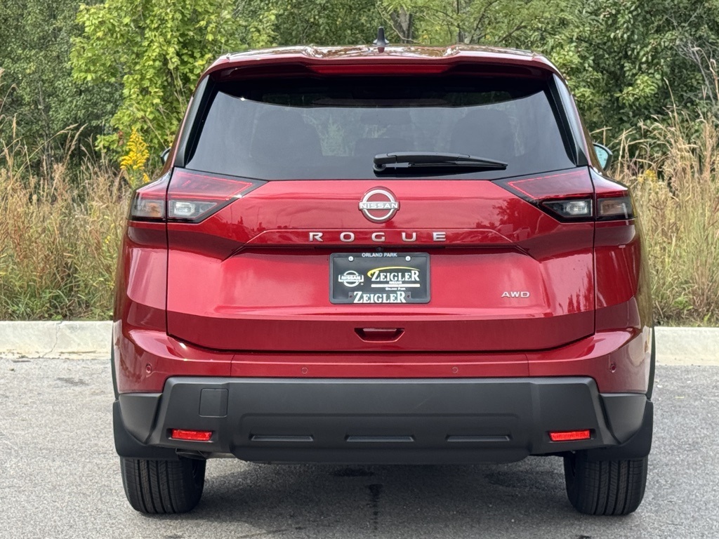 2026 Nissan Rogue S photo 3