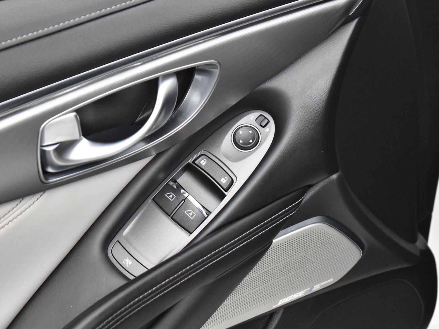 2021 Infiniti Q60 3.0t Luxe photo 10