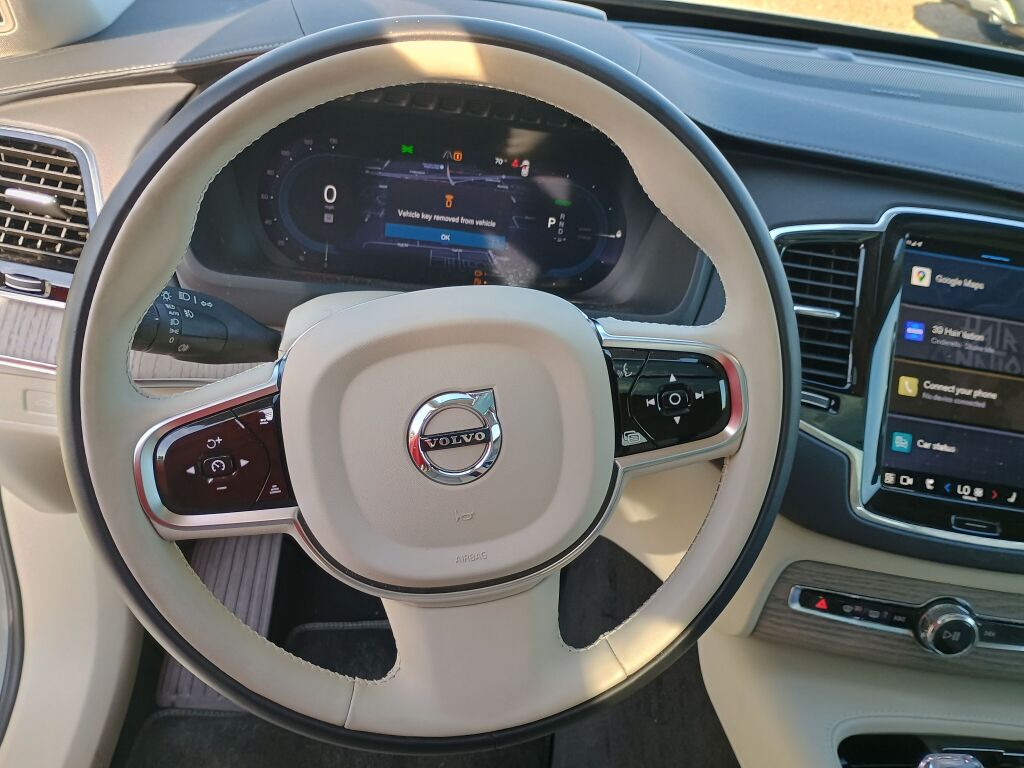 2024 Volvo XC90 Recharge Ultimate photo 12
