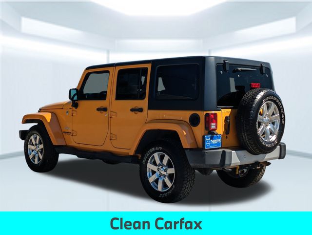 2012 Jeep Wrangler Unlimited Sahara photo 2