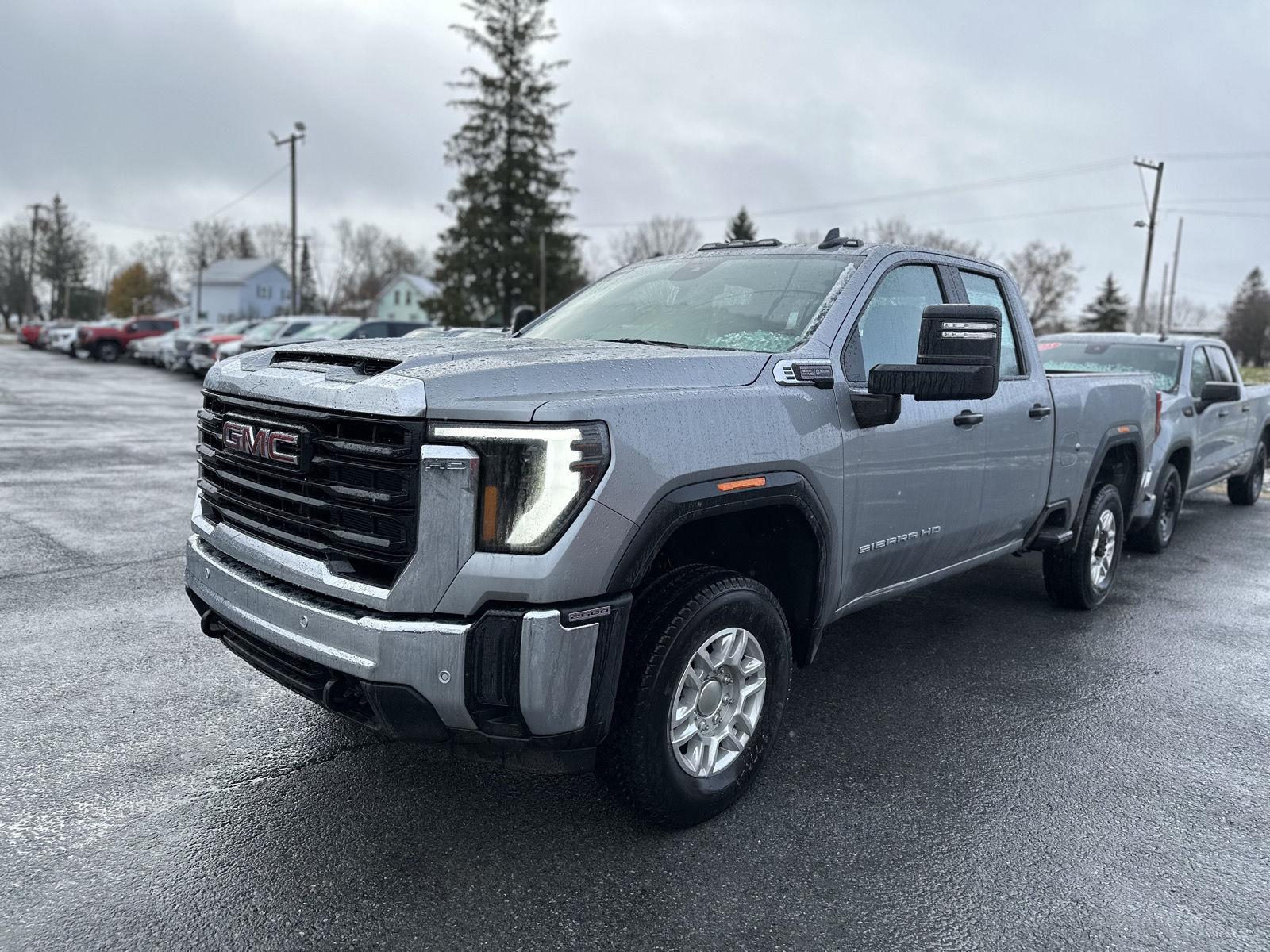 2026 GMC Sierra 2500HD Pro's photo