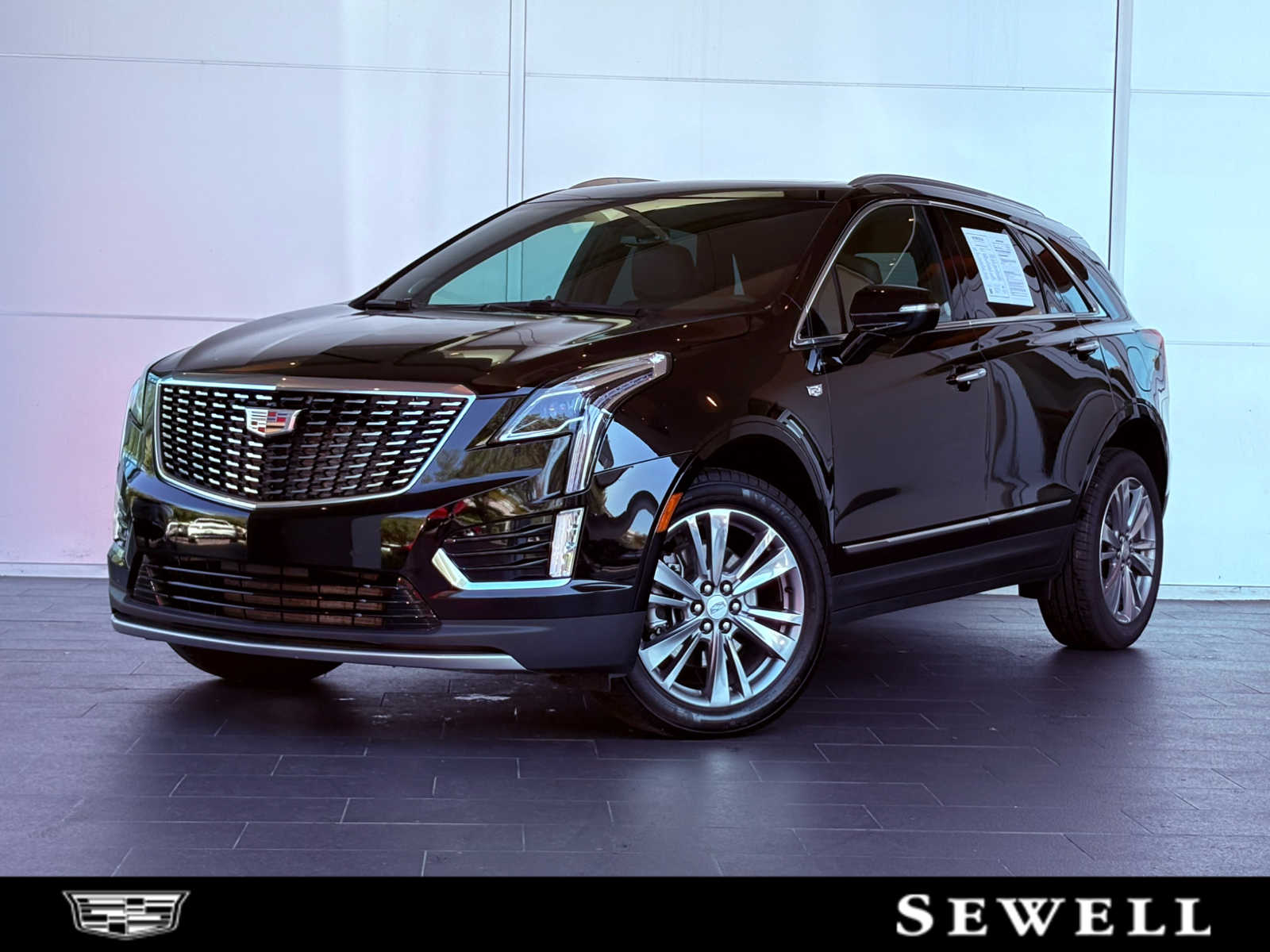 2025 Cadillac XT5 Premium Luxury's photo