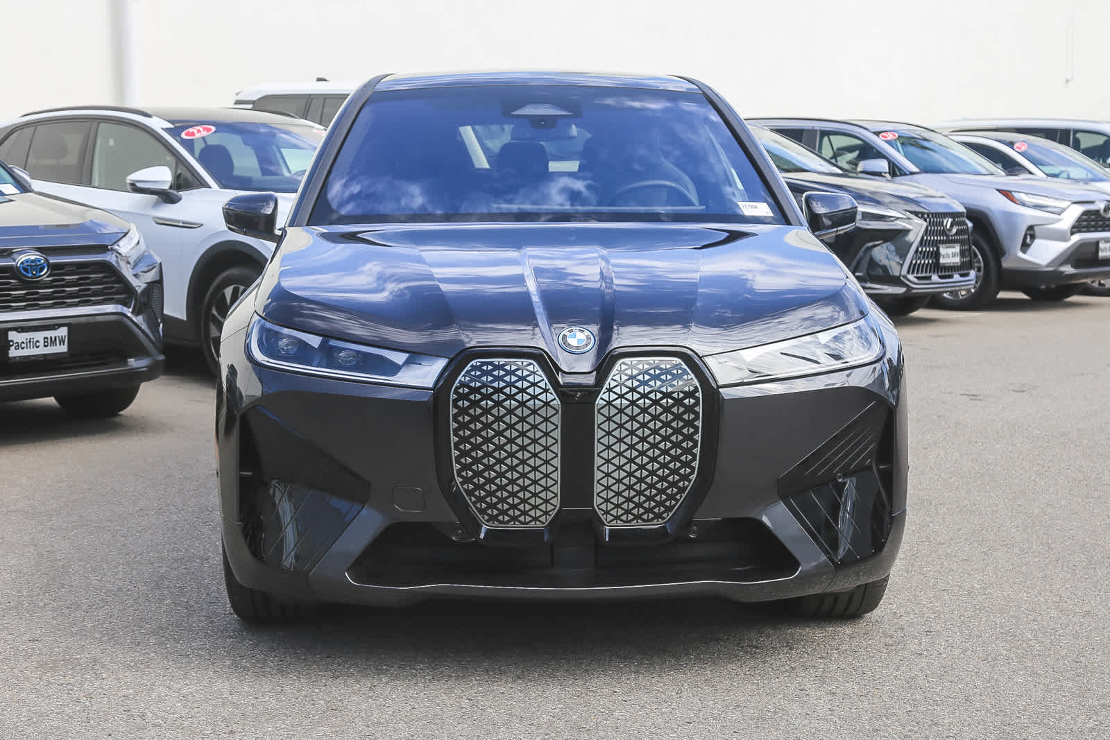 Used 2025 BMW iX 50 with VIN WB523CF00SCU25692 for sale in Glendale, CA