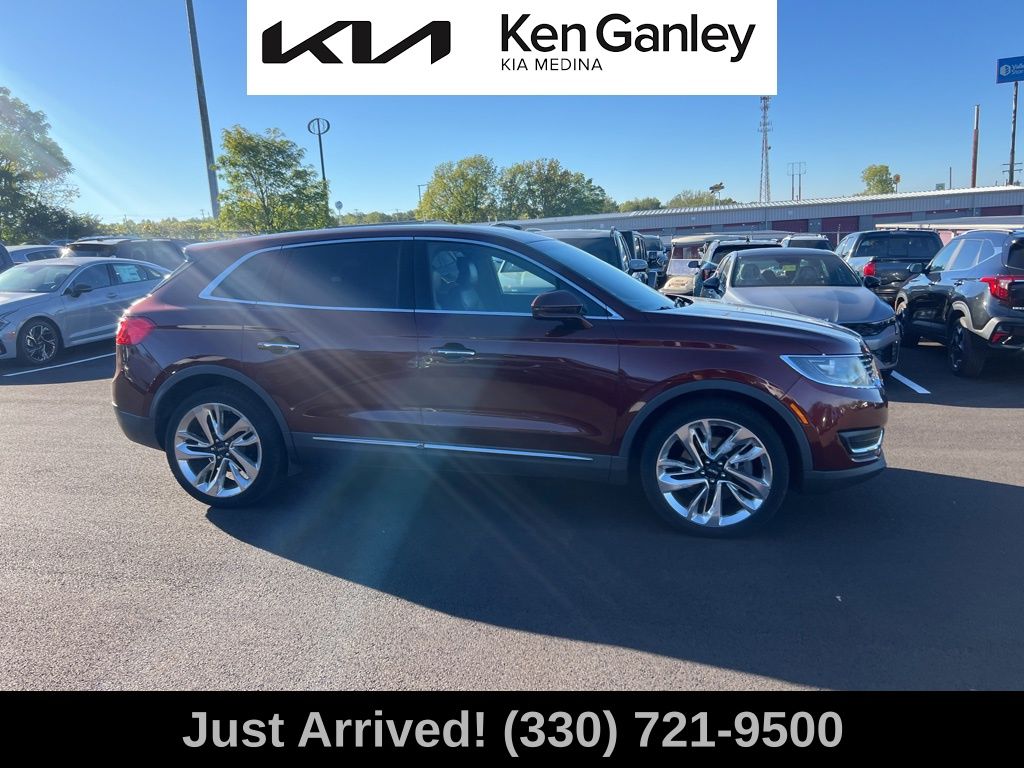 2016 Lincoln MKX Reserve photo 3