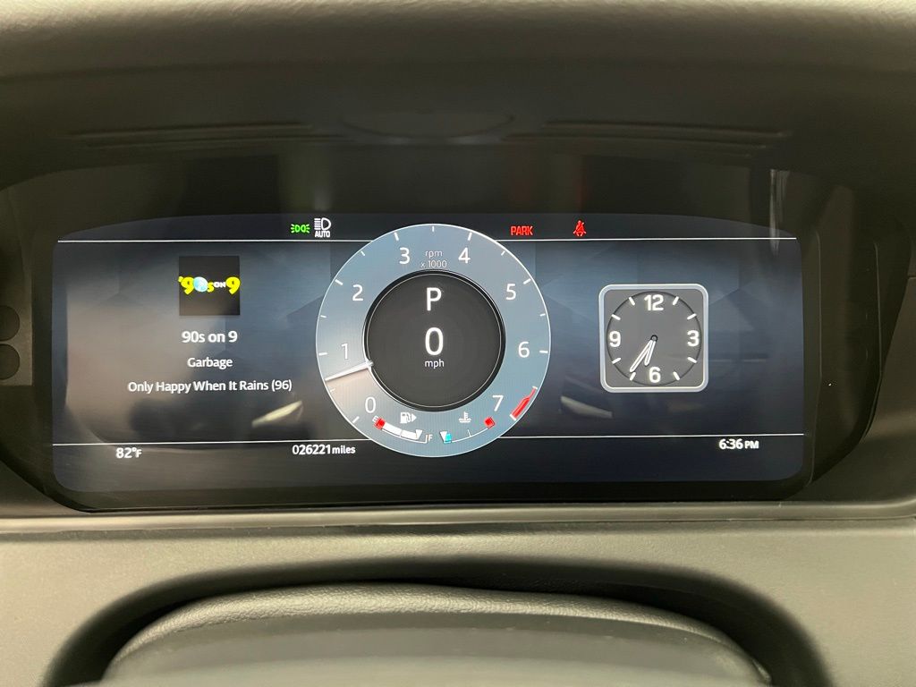 2024 Land Rover Range Rover Velar S photo 14
