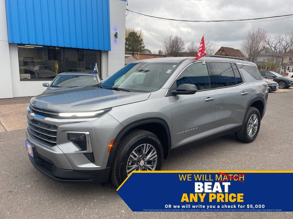 2026 Chevrolet Traverse LT's photo