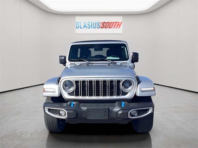 2024 Jeep Wrangler Sahara 4xe photo 7