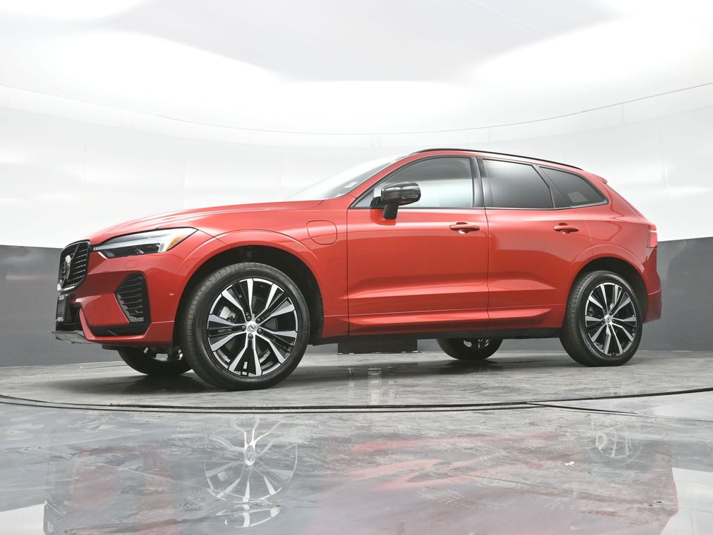 2023 Volvo XC60 T8 Ultimate photo 22