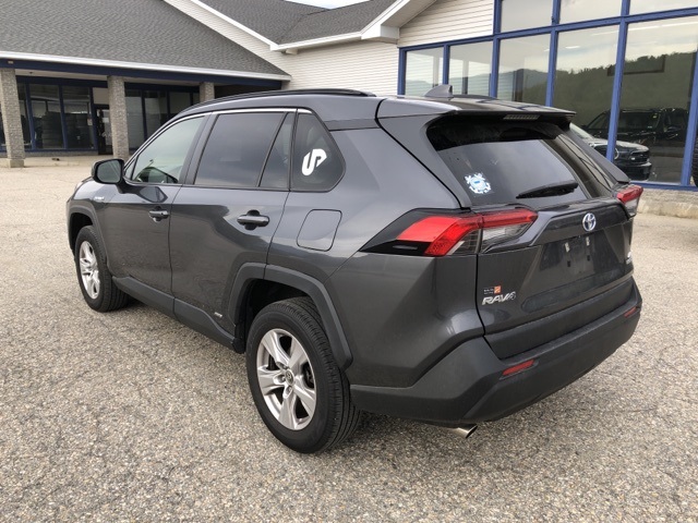2020 Toyota RAV4 Hybrid LE photo 5
