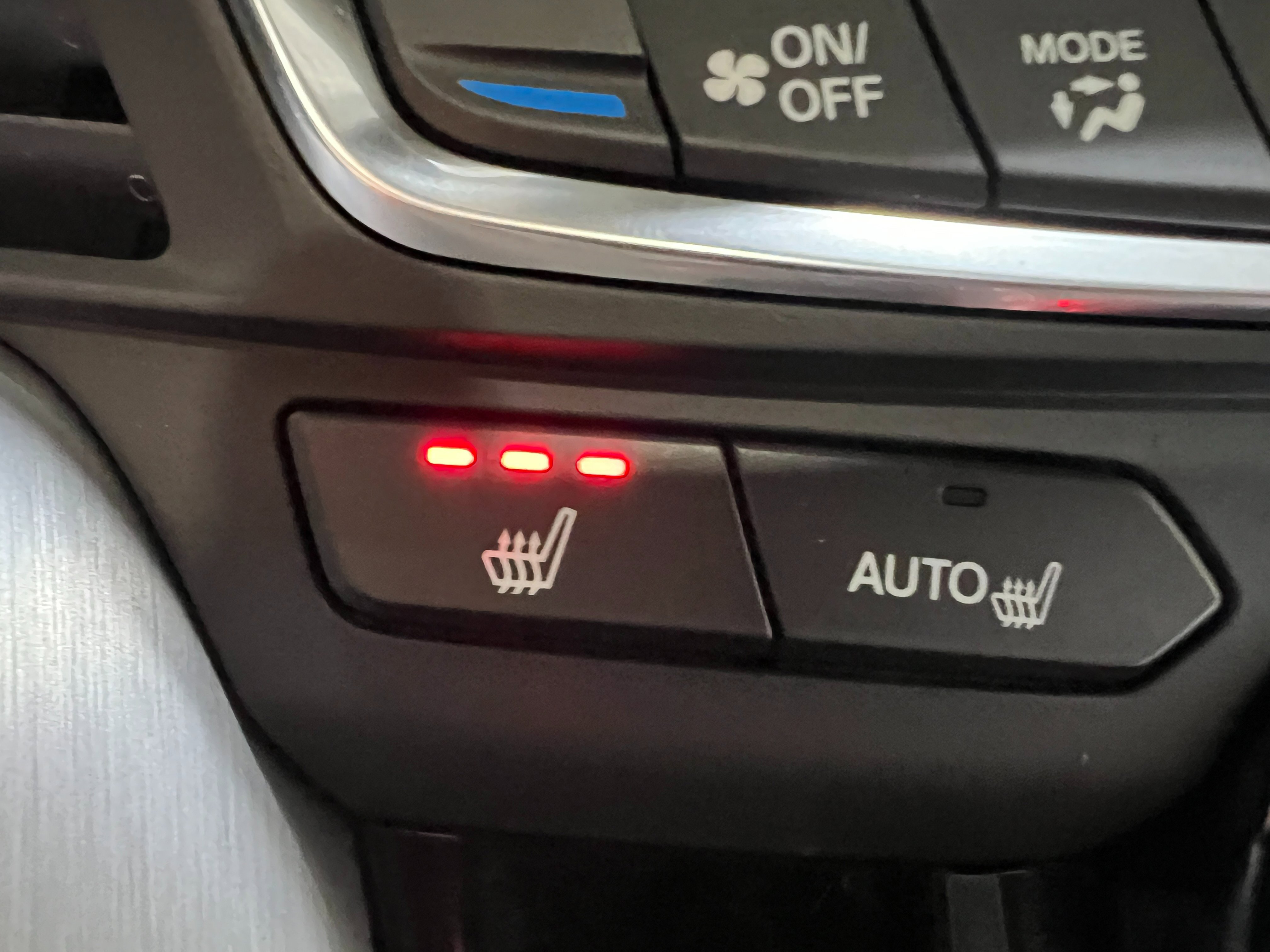 2025 Acura TLX Technology photo 19