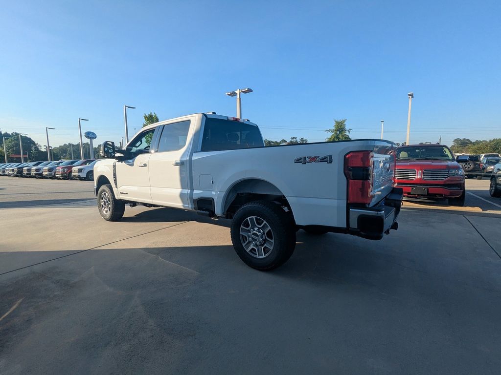 2025 Ford F-250 Lariat photo 6