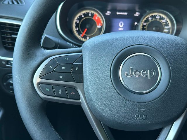 2022 Jeep Cherokee Latitude Lux photo 20