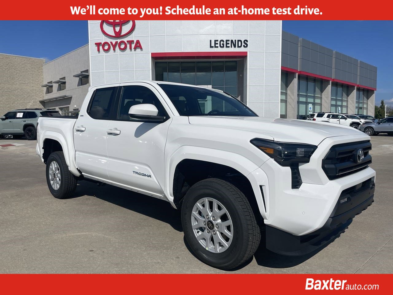 2025 Toyota Tacoma SR5's photo