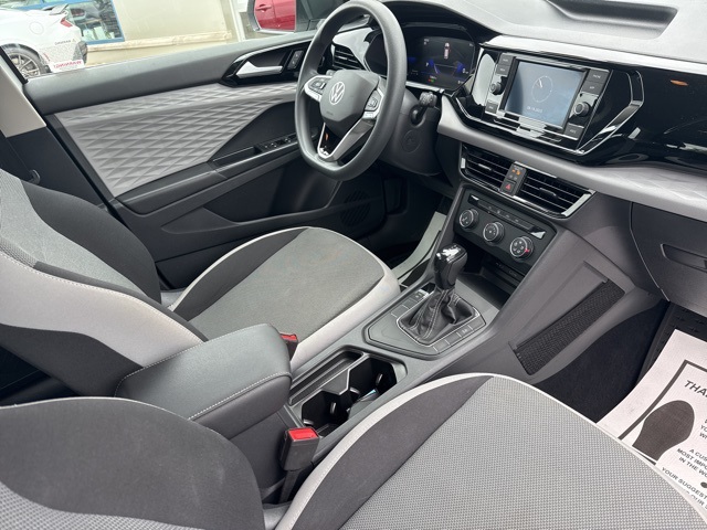 2022 Volkswagen Taos S photo 13