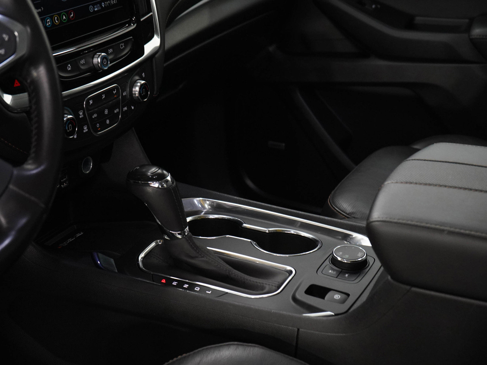 2020 Chevrolet Traverse Premier photo 21