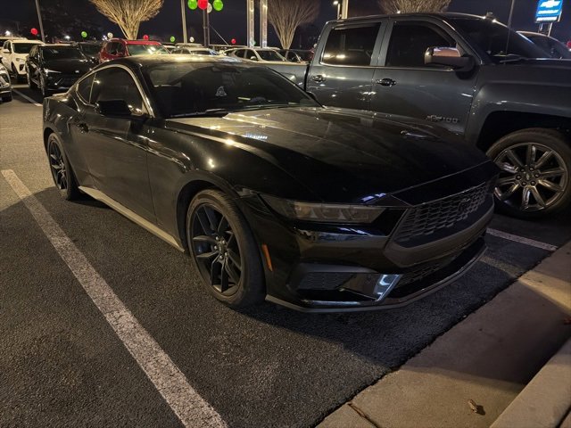 2025 Ford Mustang EcoBoost's photo