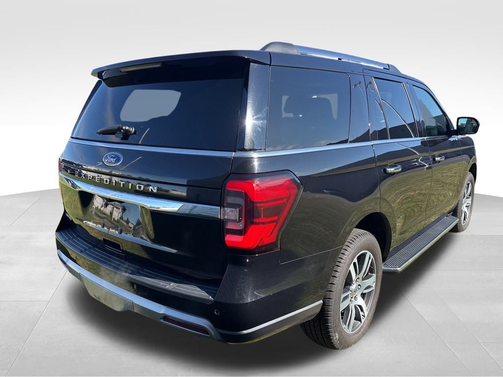 2022 Ford Expedition Limited photo 5