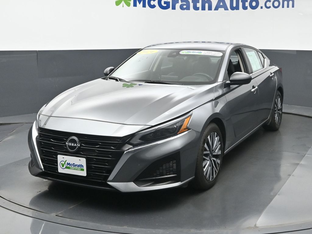 2024 Nissan Altima 2.5 SV photo 13