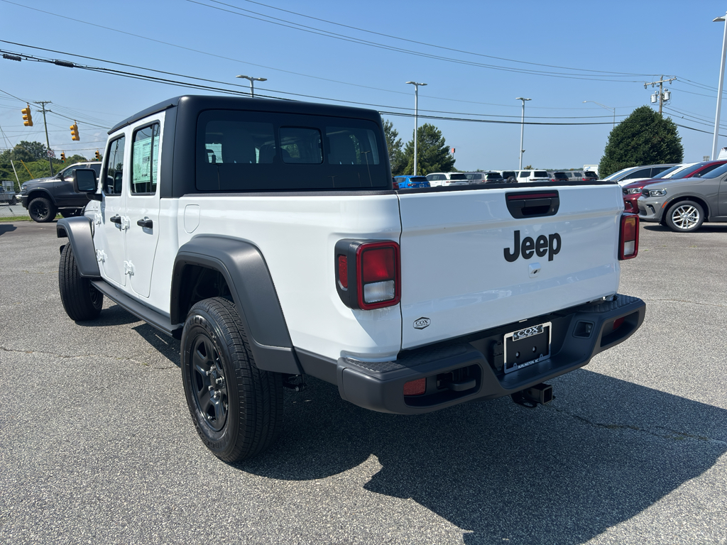 2025 Jeep Gladiator Sport photo 4