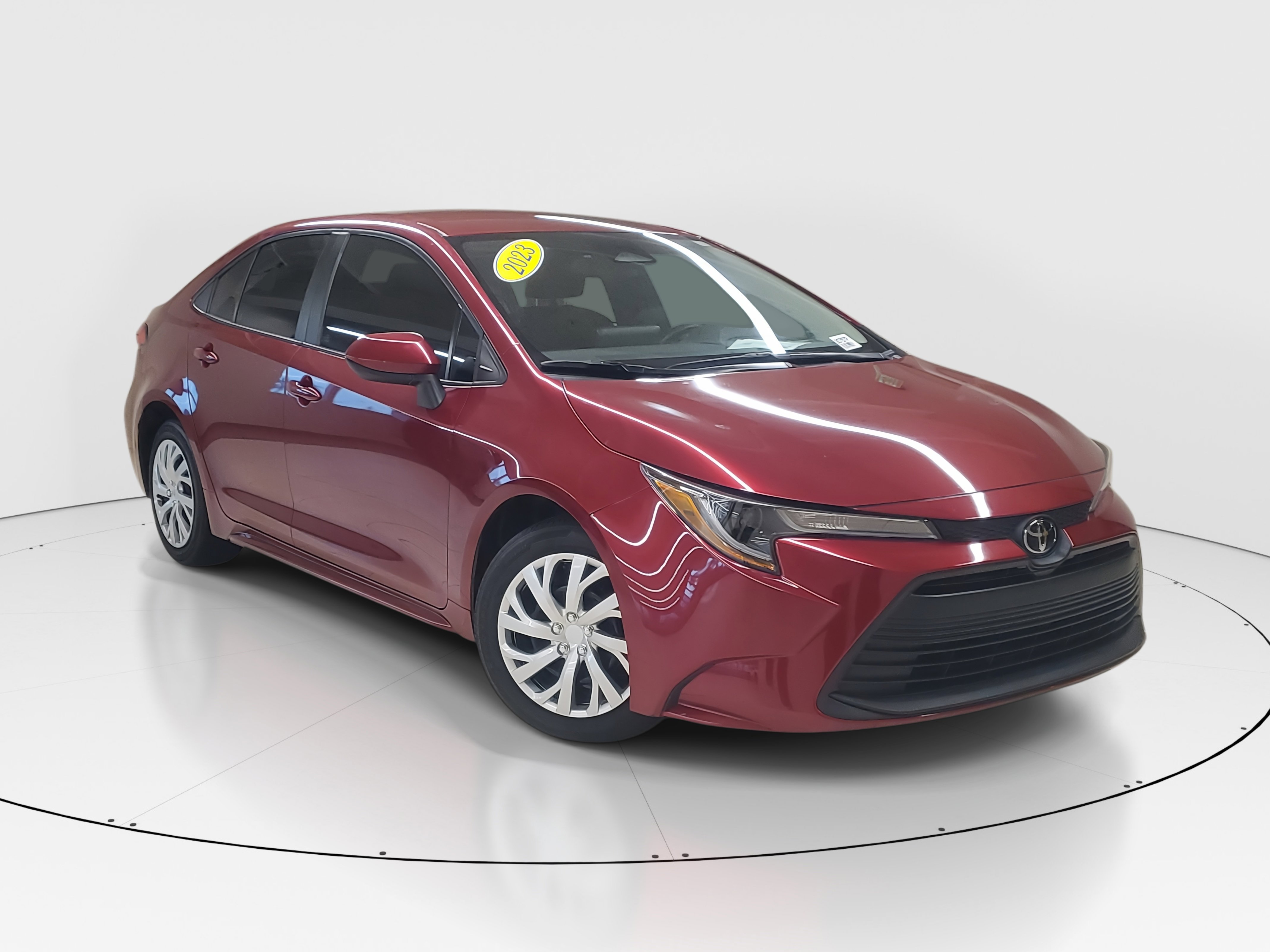 Used 2023 Toyota Corolla LE with VIN 5YFB4MDEXPP022808 for sale in Pinecrest, FL