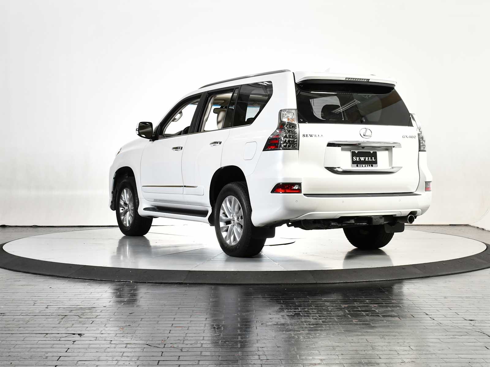 2019 Lexus GX 460 Premium photo 3