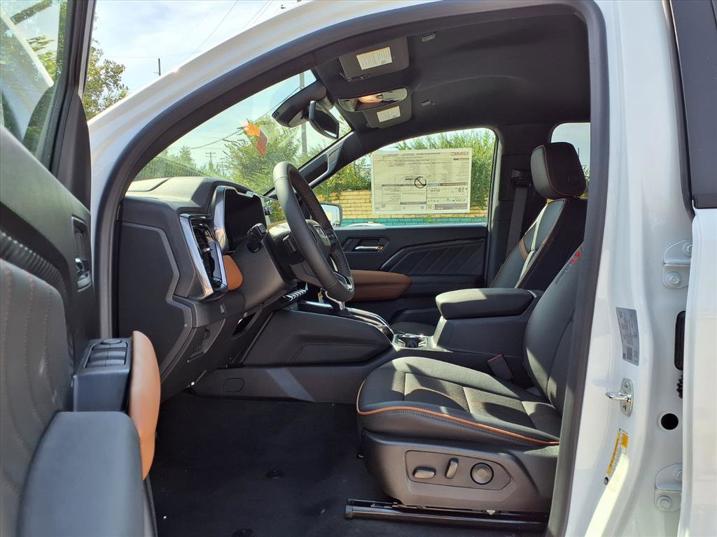 2026 Gmc Canyon AT4 photo 3