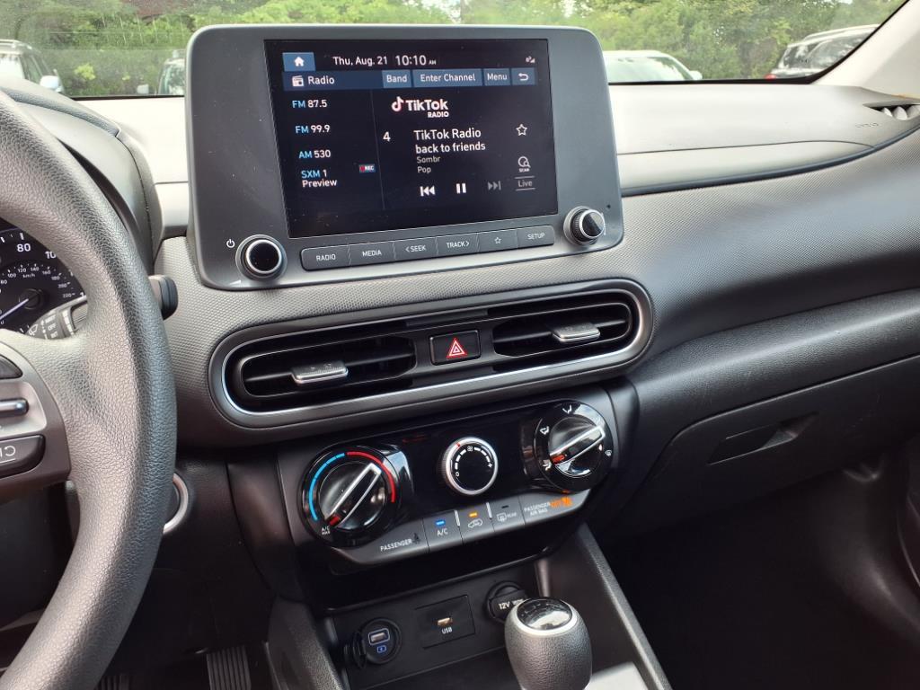2023 Hyundai Kona SEL photo 6