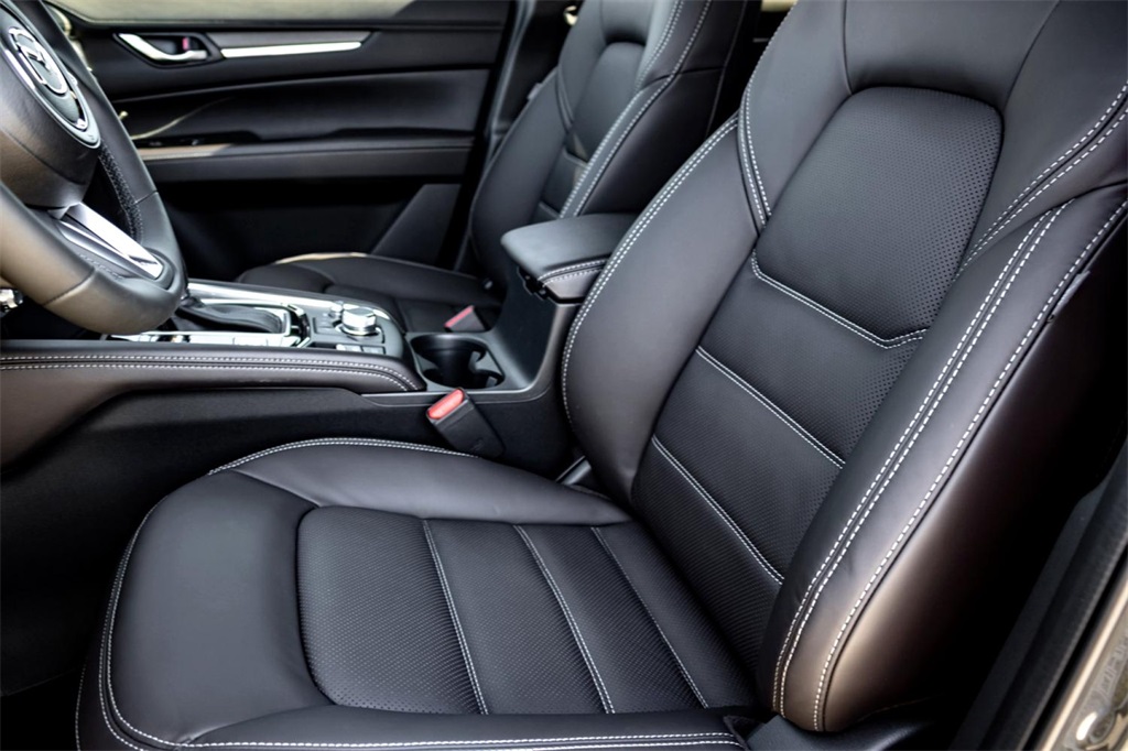 2025 Mazda CX-5 2.5 Turbo Signature photo 9