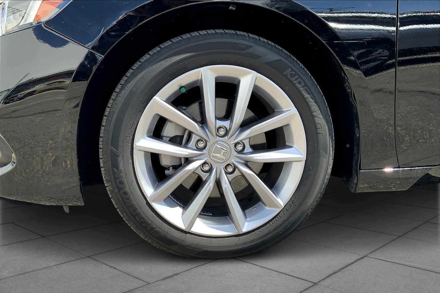 2022 Honda Accord LX photo 9