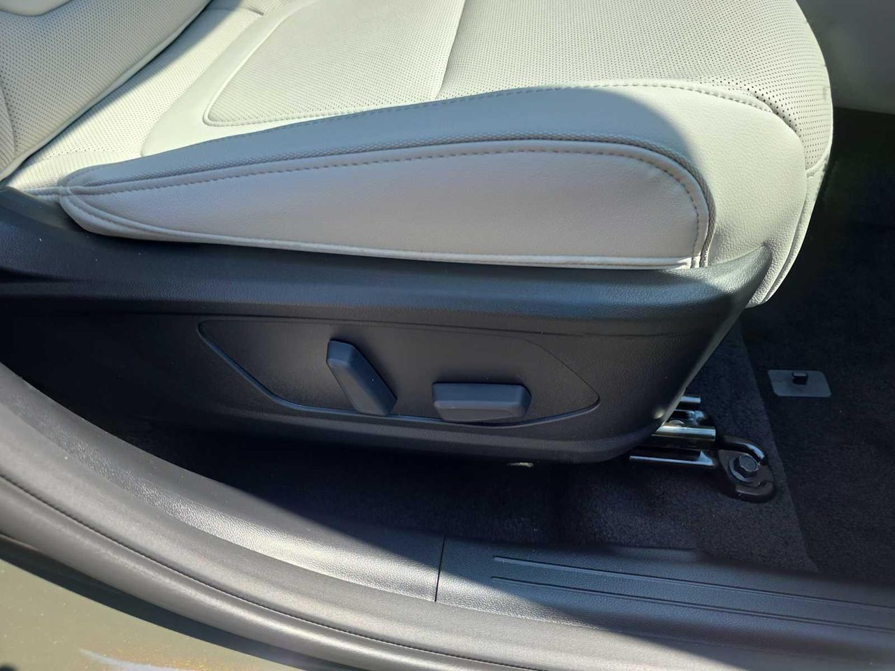 2025 Hyundai Tucson Limited photo 22