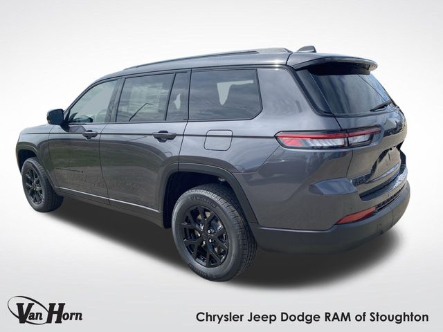 2025 Jeep Grand Cherokee Altitude X photo 2