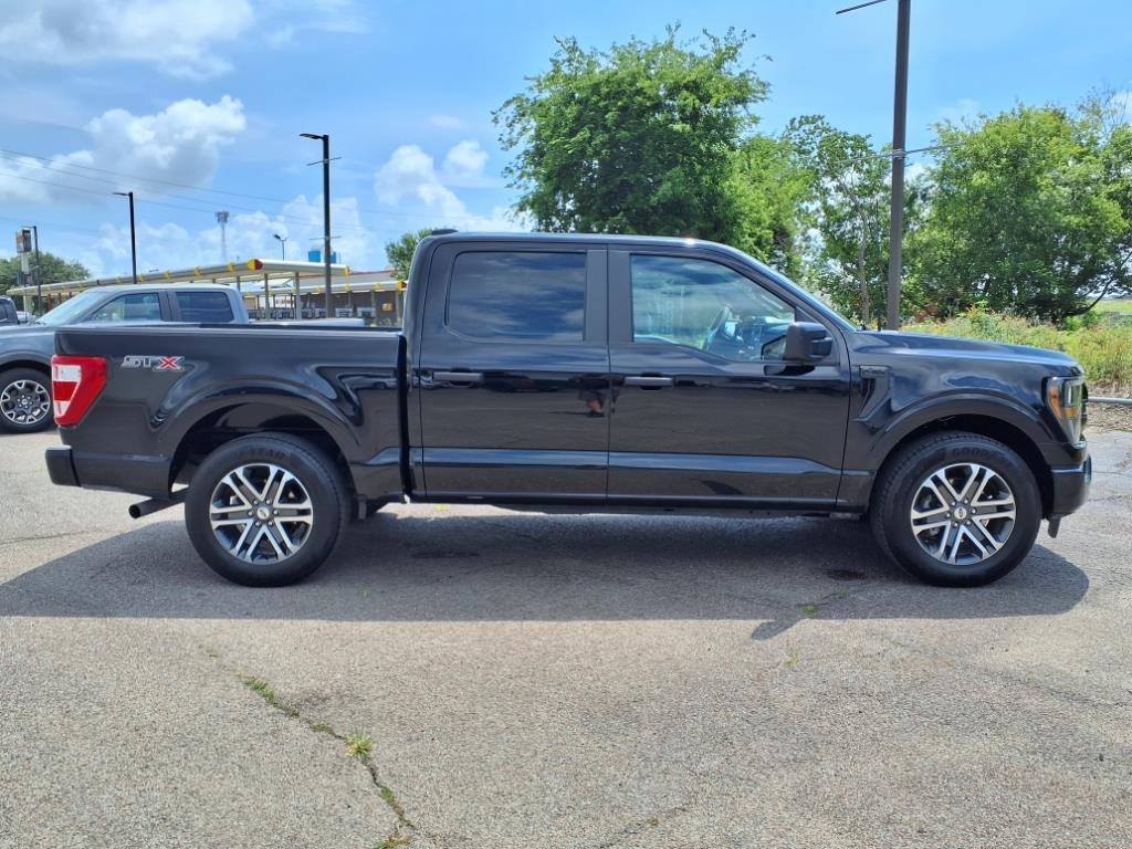 2023 Ford F-150 XL photo 17