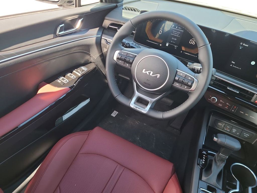 2026 Kia K5 GT-Line photo 15