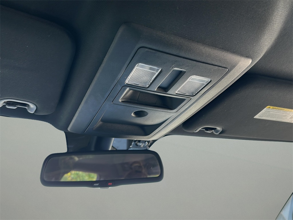 2021 Ram 1500 Classic Warlock photo 3