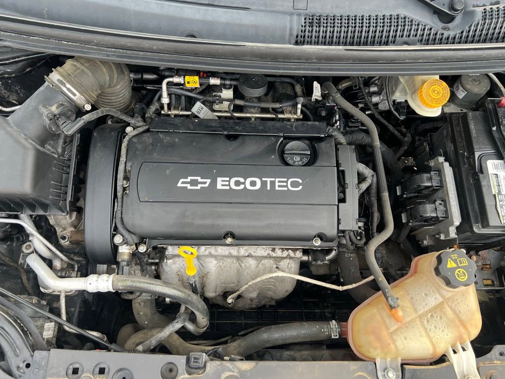2012 Chevrolet Sonic LTZ photo 35