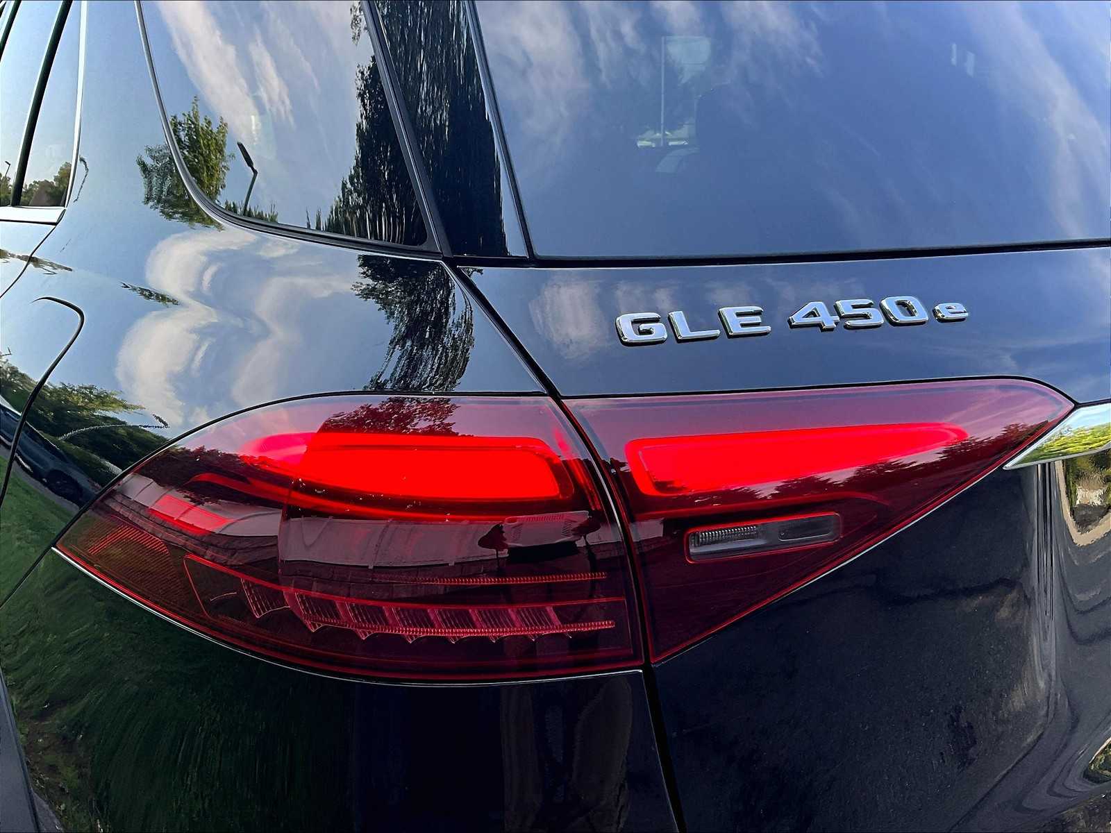 2024 Mercedes Benz GLE 450e photo 32