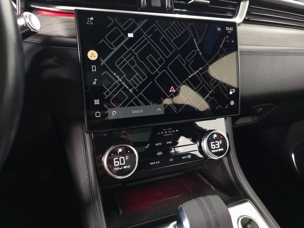 2022 JAGUAR F-PACE - Image 22