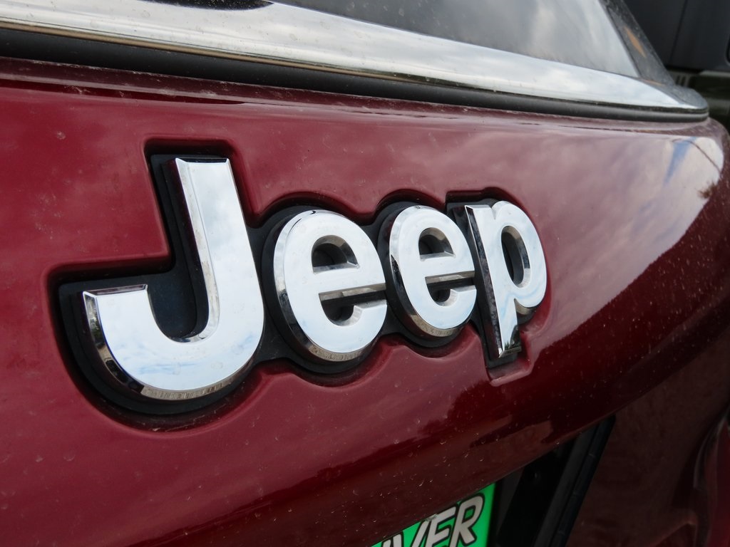 2022 Jeep Compass Latitude photo 15