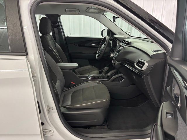 2023 Chevrolet Trailblazer LS photo 16