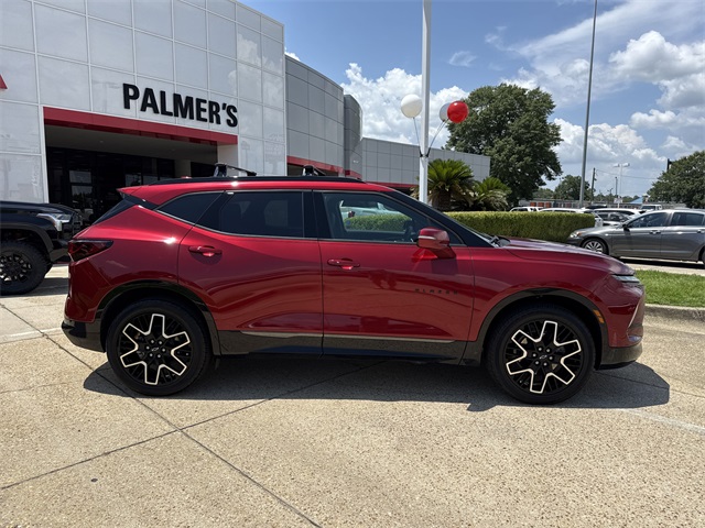 2024 Chevrolet Blazer RS photo 2