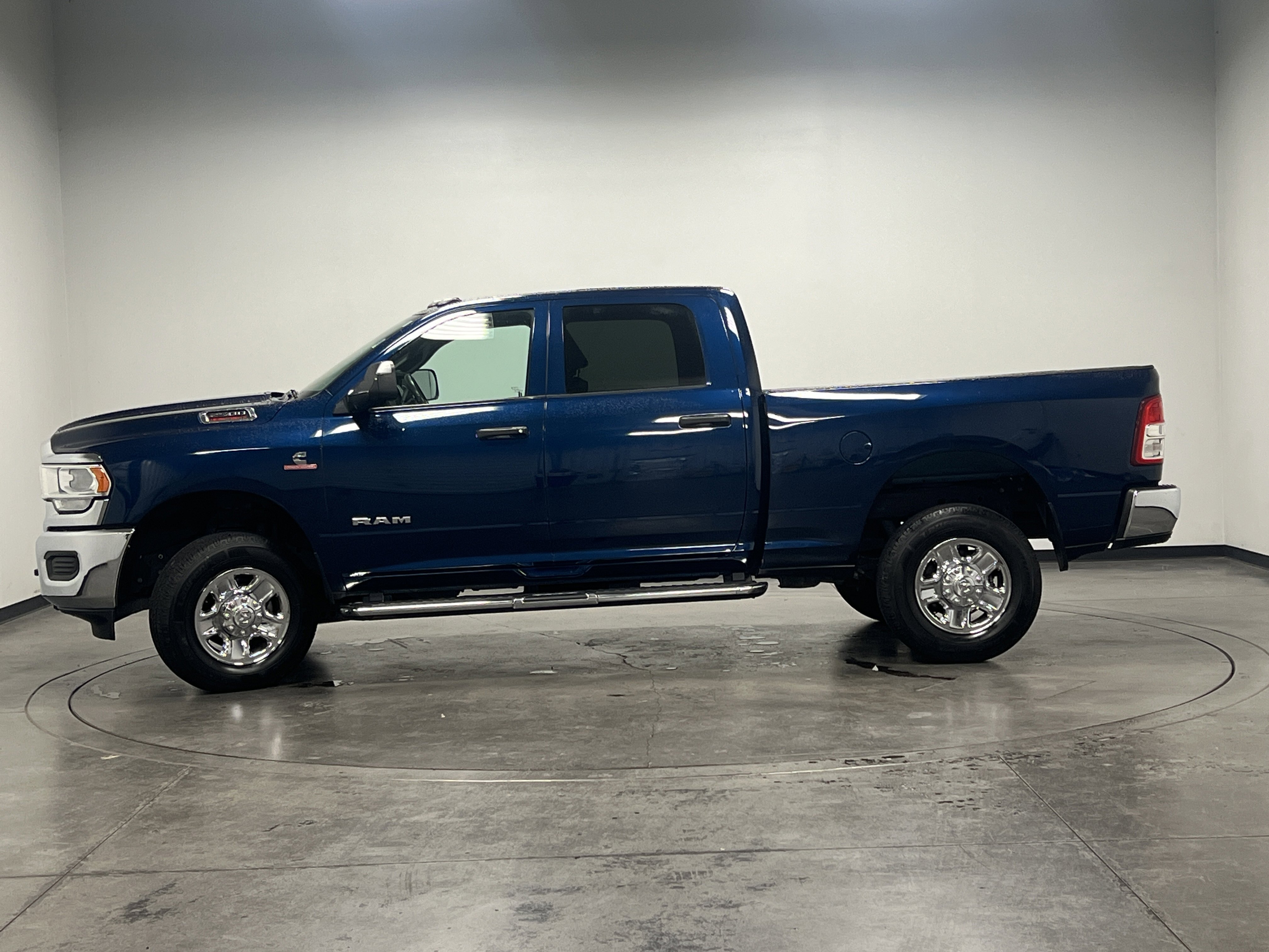 2022 Ram 2500 Tradesman photo 4