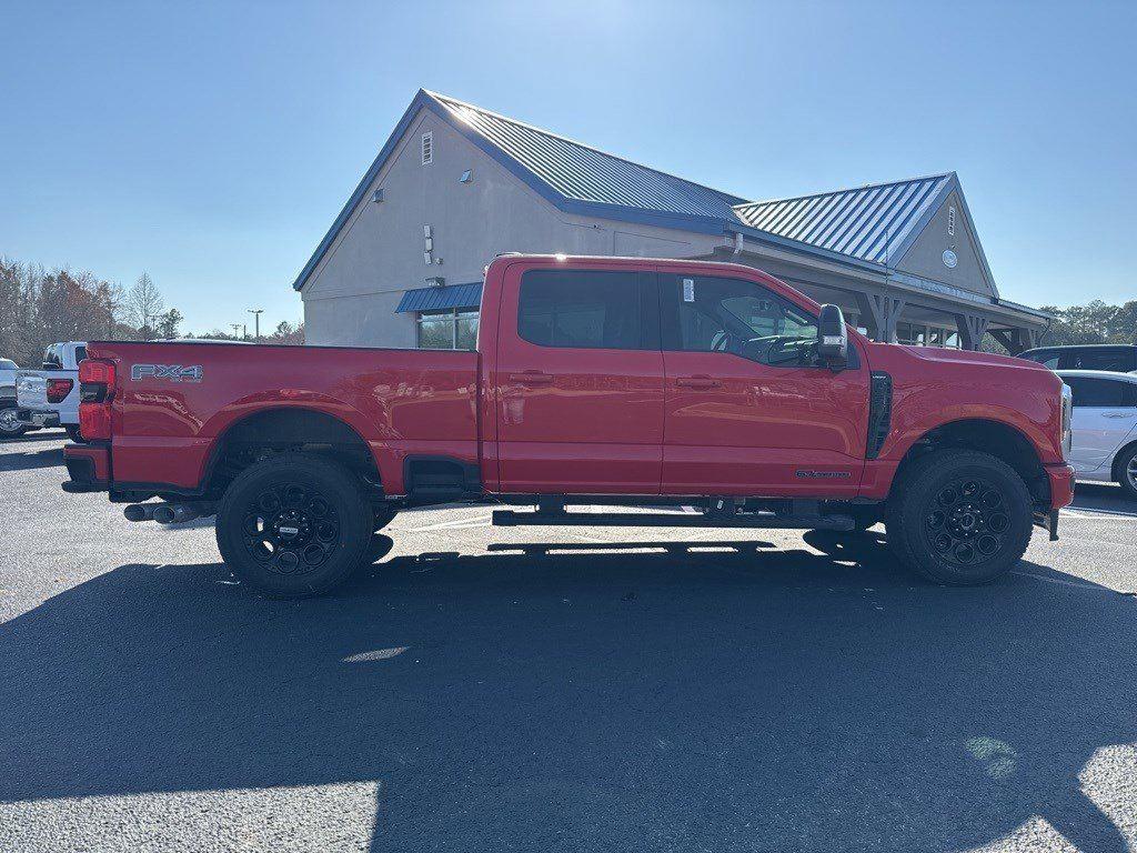 2025 Ford F-250 Lariat photo 10