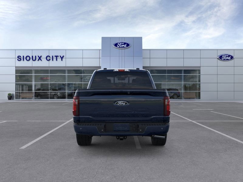 2025 Ford F-150 XLT photo 3