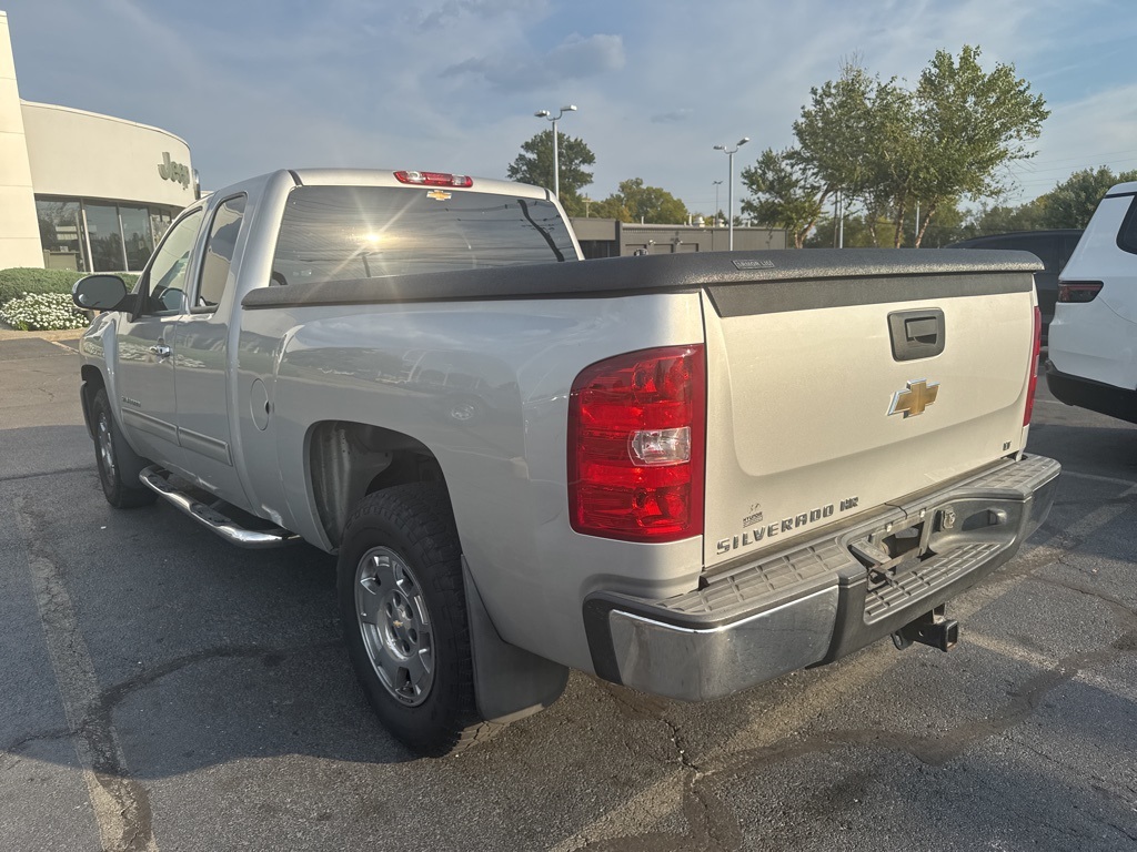 2010 Chevrolet Silverado 1500 LT photo 5