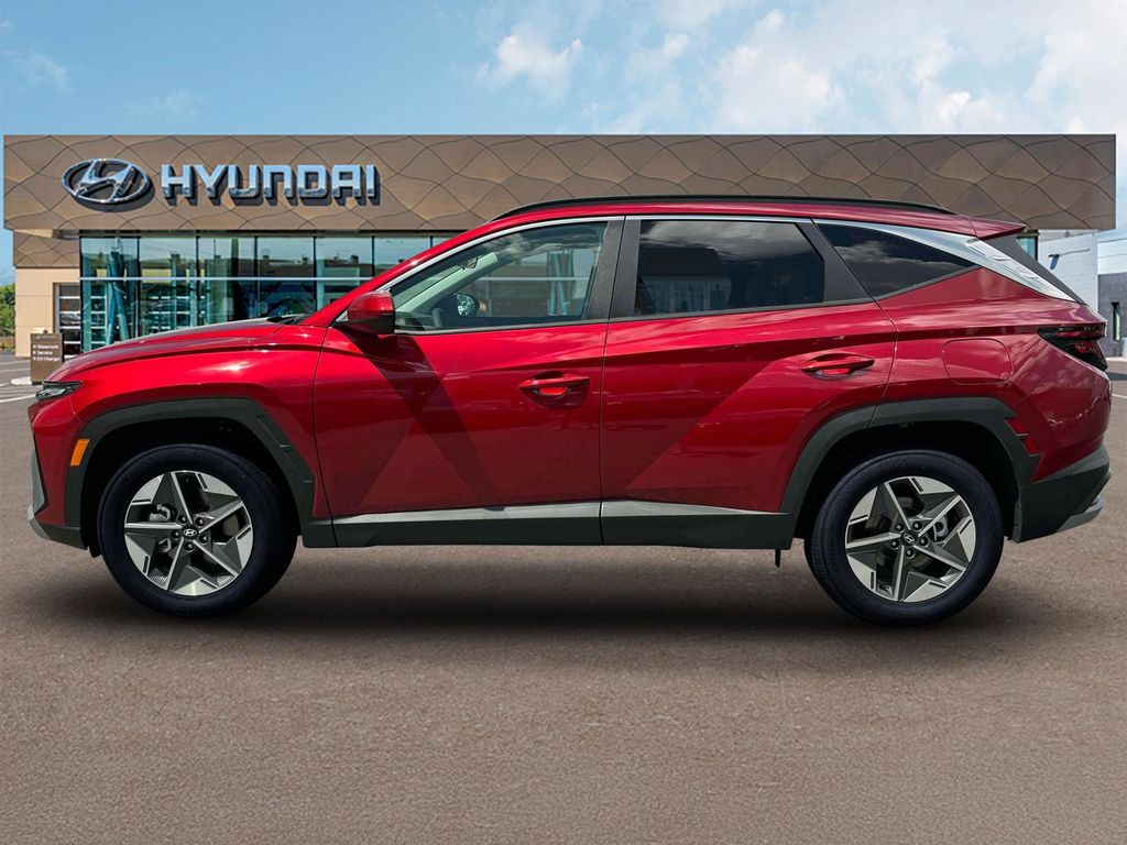 2026 Hyundai Tucson SEL photo 3