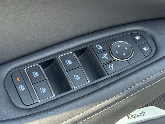2026 Infiniti QX60 Luxe photo 8