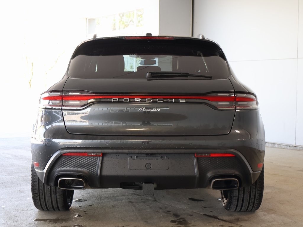 2024 Porsche Macan T photo 8